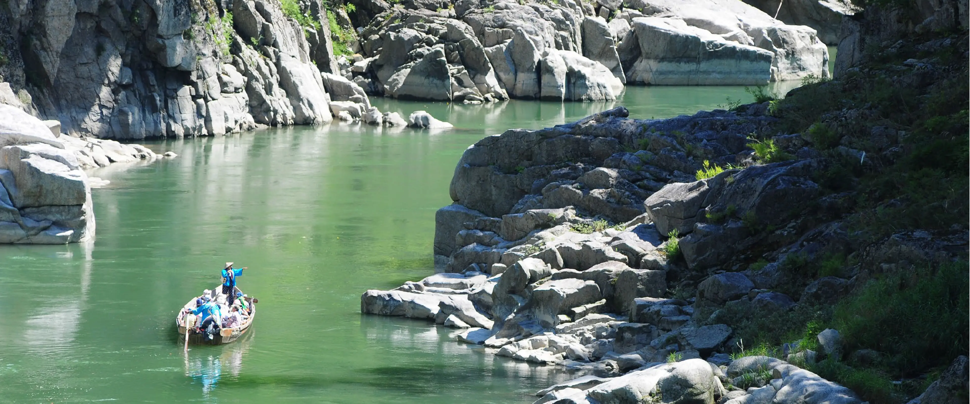 River rafting in the southern Ina valley